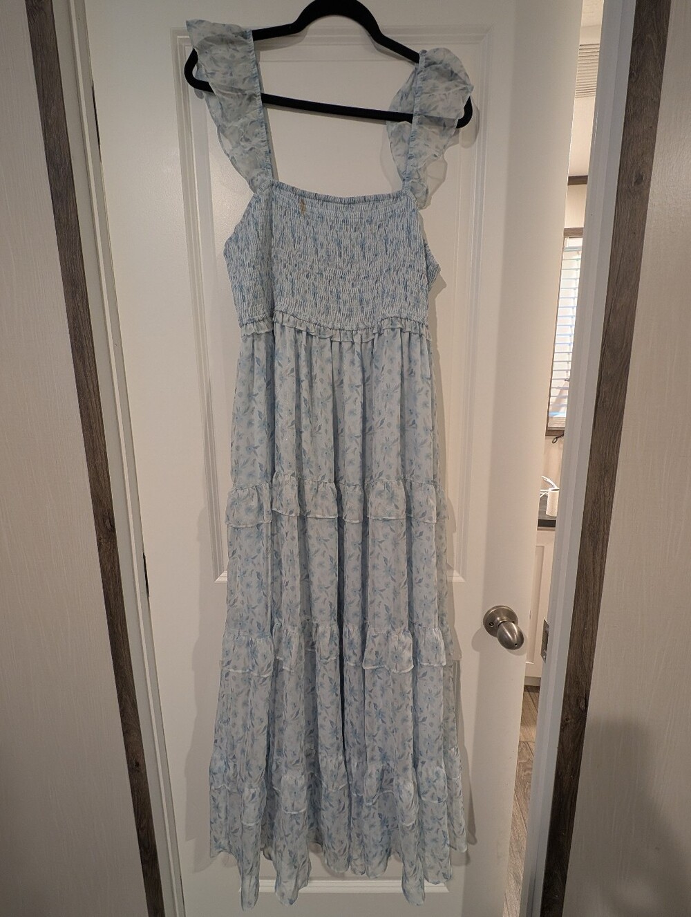 ARULA Light Blue Floral Ruffle Strap Maxi Dress